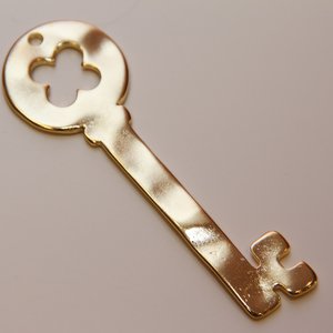 Gold Plated Metal Key (9.5x4cm)