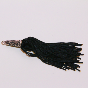 Φούντα Κομπολογιού Μαύρη (7.5cm)