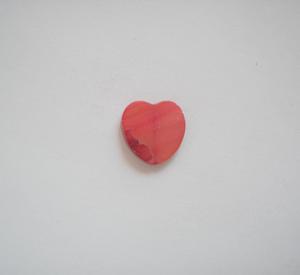 Heart Nacre Red (1.5x1.5cm)