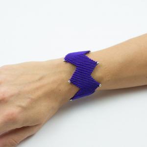 Macrame Bracelet Purple Zig Zag