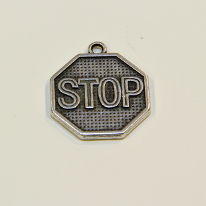 Μεταλλικό "STOP" (2.5x2cm)
