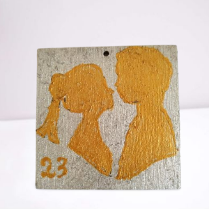 Wooden Charm 23 Couple