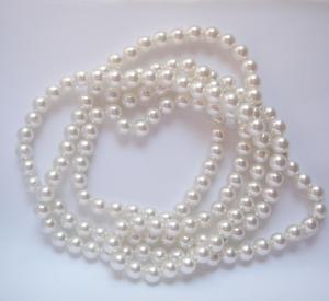 Acrylic Pearls 1m (8mm)