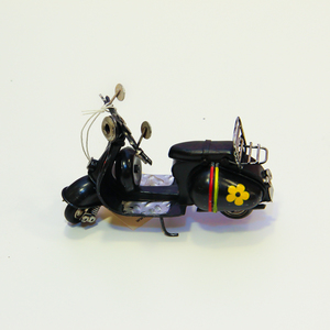 Miniature Scooter Black (11x8cm)