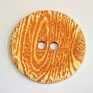 Acrylic Button Honey (6.3cm)