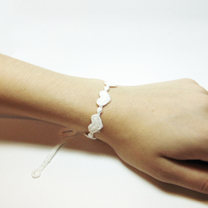 Lace Bracelet "Hearts" White