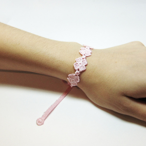 Lace Bracelet "Flower" Pink