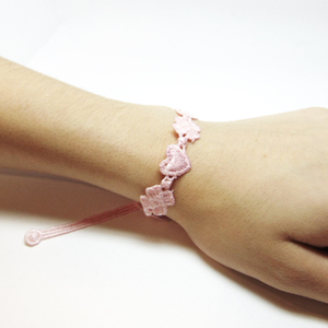 Lace Bracelet Pink