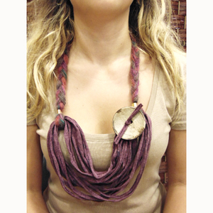 Thread Necklace Purple-Burgundy