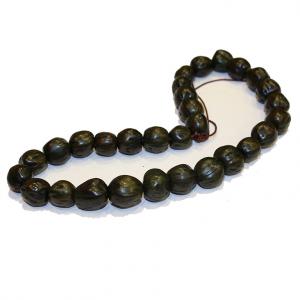 Green Nutmeg Beads (28pcs)