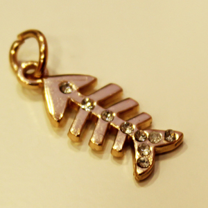 Metal Fishbone (2.5x2cm)