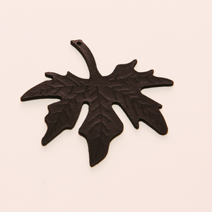 Leather Motif Leaf Brown (6x6cm)