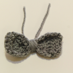 Knitted Bow Gray (3x6cm)