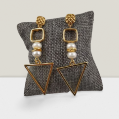 Gold Pearl Earrings