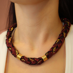 Necklace Taffeta with Burgundy Chain